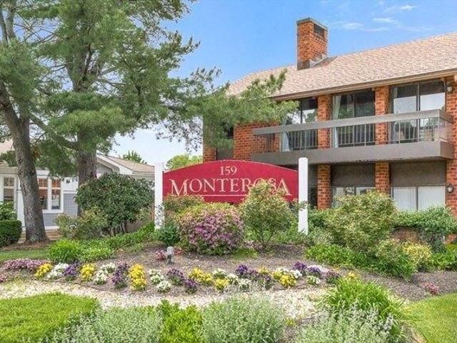 Condo for sale in Stoneham, Massachusetts