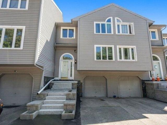 Condo for sale in Stoughton, Massachusetts
