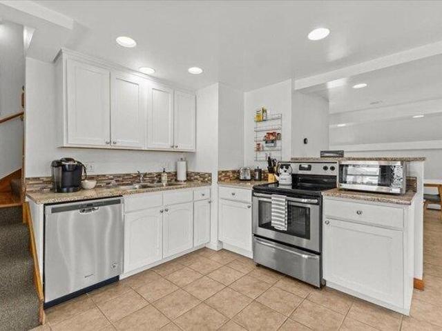 Condo for sale in Stowe Village Historic District, Stowe