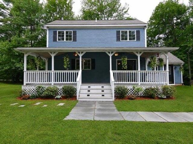 House for sale in New Hampshire