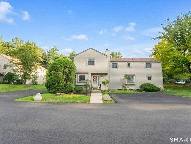 Condo for sale in Stratford, Connecticut