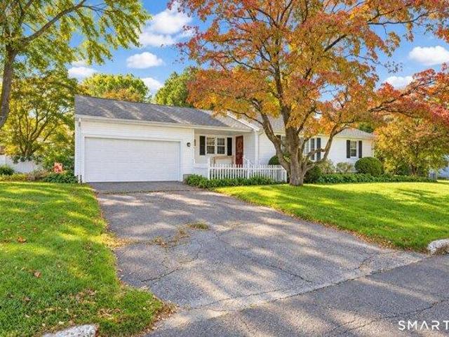 House for sale in Stratford, Greater Bridgeport Planning Region