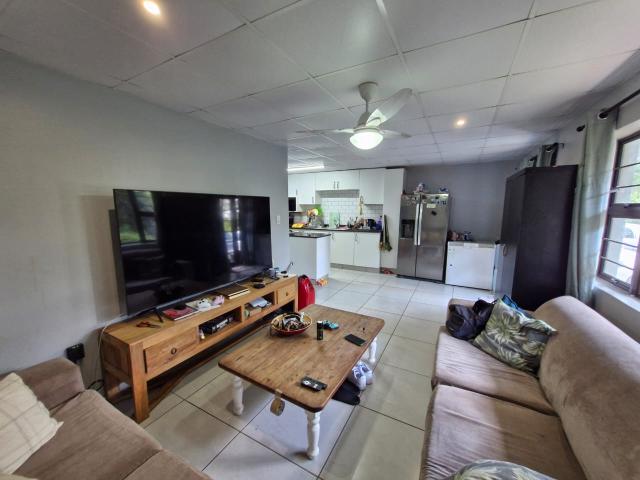 Apartment for rent in Queensburgh, Kwazulu-natal