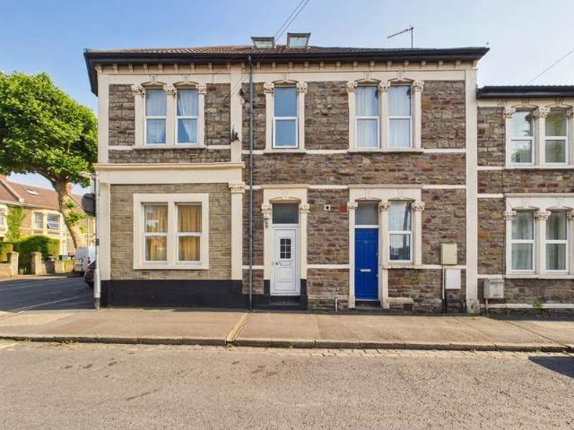Studio for sale in Feckenham, City Of Bristol