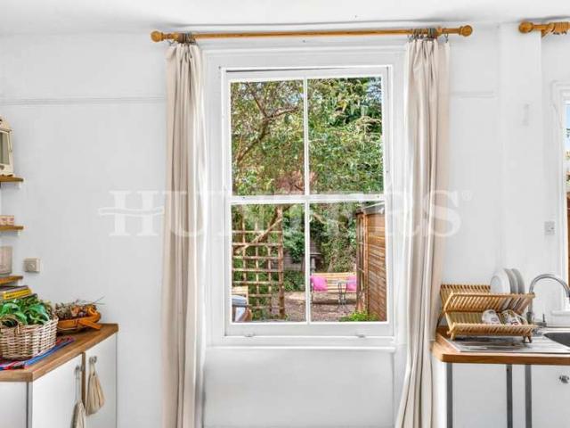 Studio for sale in Greater London