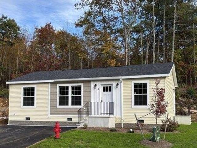 House for sale in Fiskdale, Massachusetts