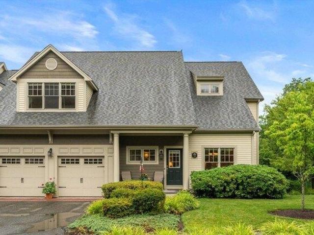 Condo for sale in Sudbury, Middlesex County