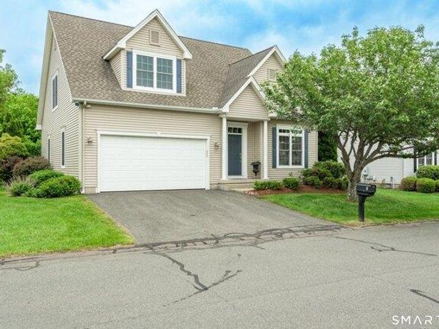 Condo for sale in Suffield, Connecticut