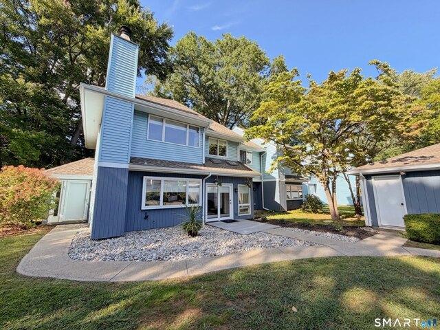 House for sale in Suffield, Connecticut