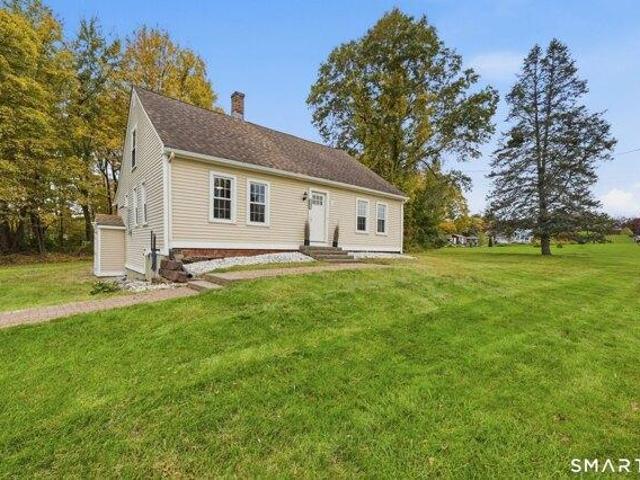 House for sale in Suffield, Capitol Planning Region