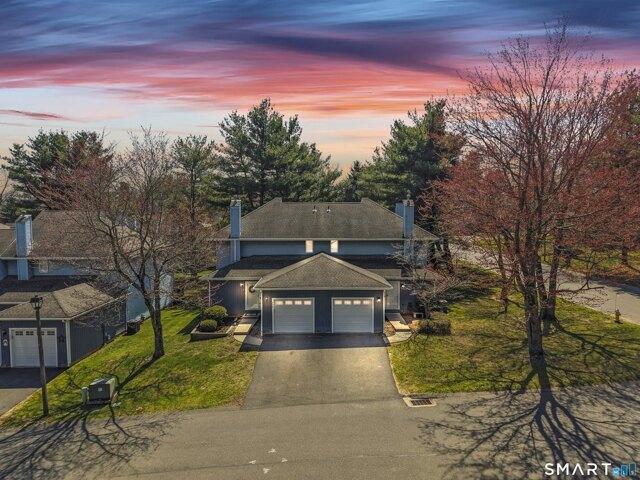 House for sale in Suffield, Connecticut