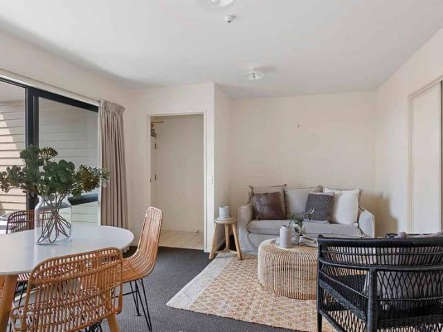 Apartment for rent in Heathcote, Canterbury
