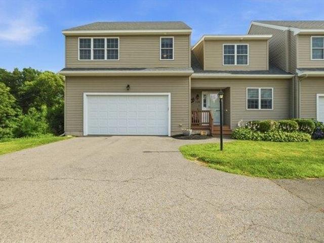 Condo for sale in Sutton, Massachusetts