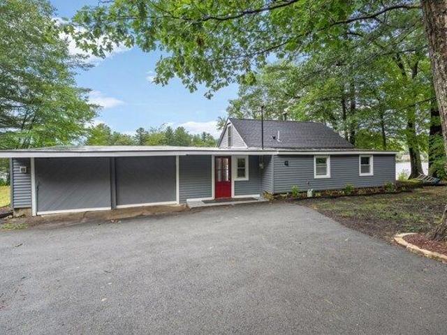 House for sale in Manchaug, Sutton