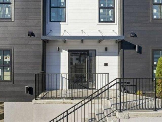 Condo for sale in Swampscott, Massachusetts