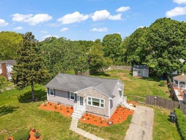 House for sale in Swansea