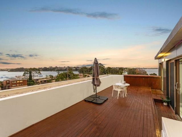 Apartment for sale in Sutherland, New South Wales