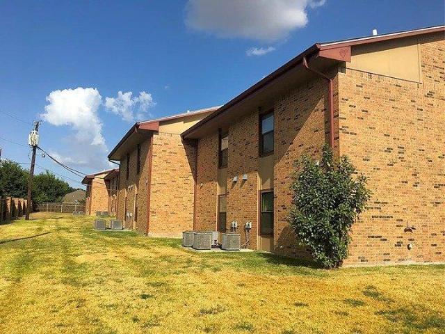 Condo for rent in Taylor, Williamson County