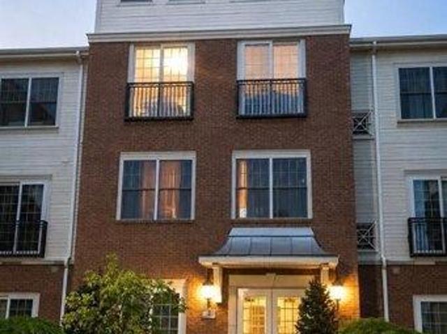 Condo for sale in Tenafly, New Jersey