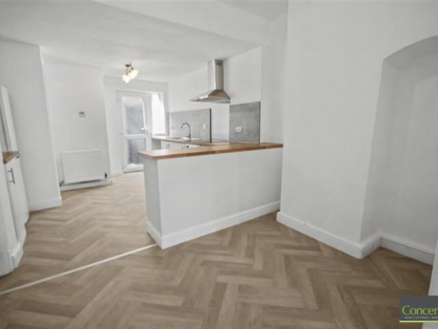 House for rent in Calderstones