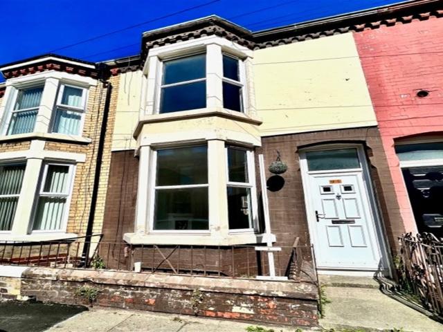 House for rent in Cabbage Hall, Calderstones