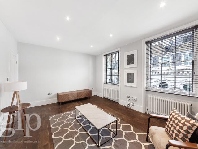 House for rent in Saint Giles, Bloomsbury