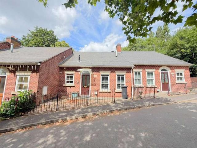 Bungalow for sale in Humberstone, Old Wharf