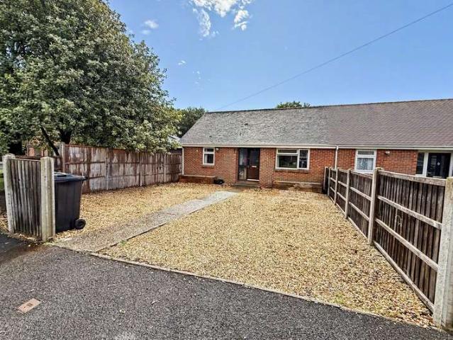 Bungalow for sale in East Martin, New Forest