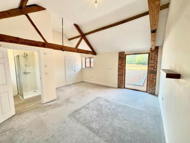 Bungalow for rent in Forthampton, Worcestershire