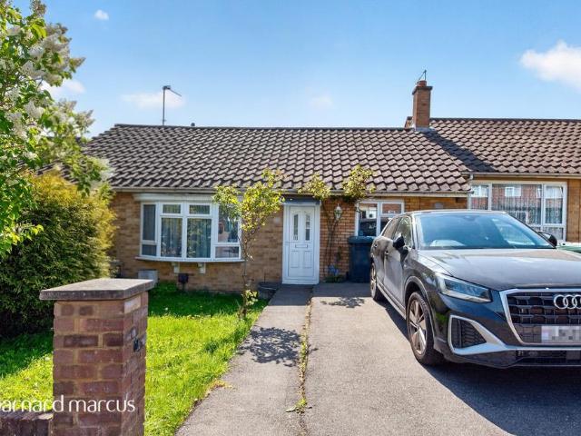 Bungalow for sale in Brunswick Park, Greater London