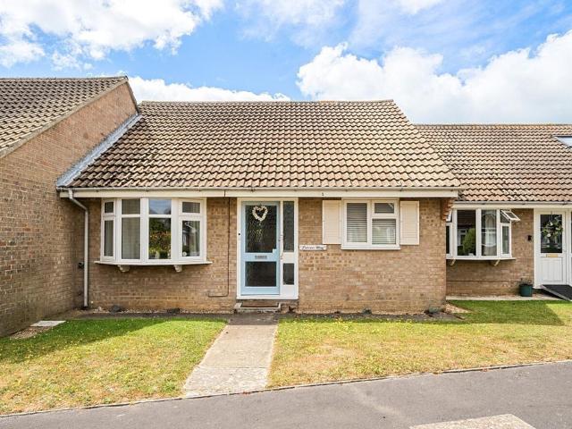 Bungalow for sale in Littlecote, West Sussex
