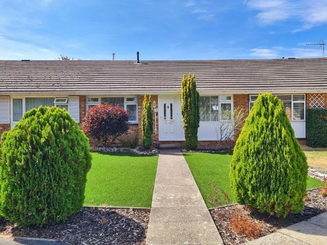 Bungalow for sale in Barton Stacey, Hampshire