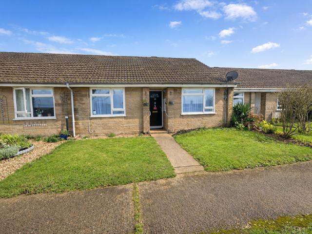 Bungalow for sale in Castle Cary