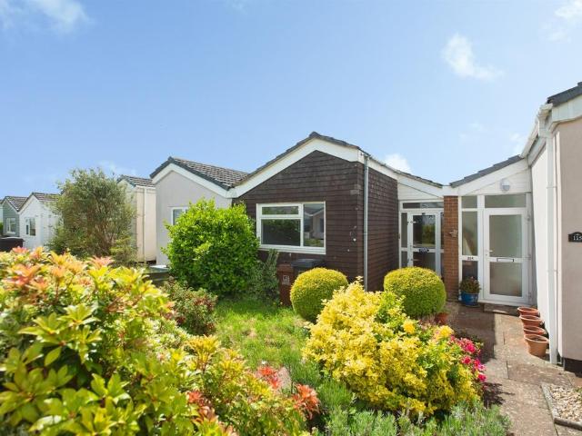 Bungalow for sale in Strode, Devon
