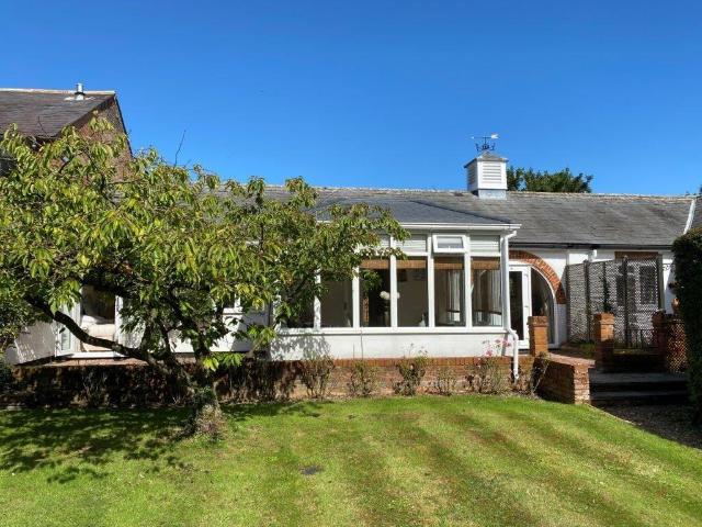 Bungalow for sale in King's Walden, Hertfordshire