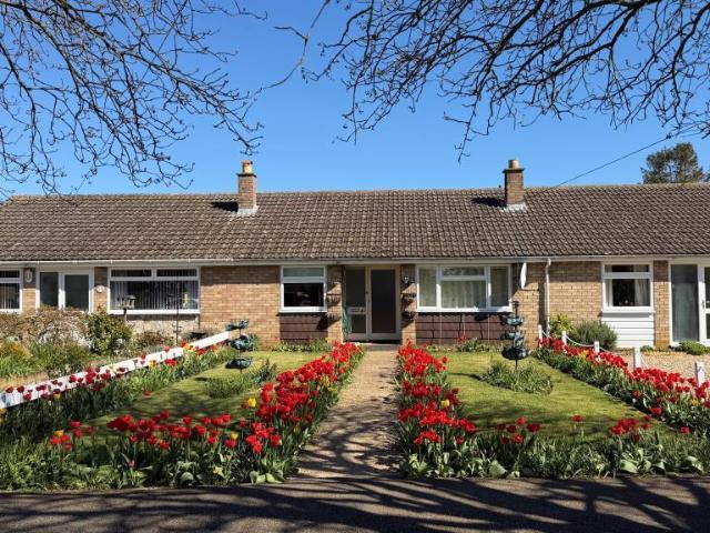 Bungalow for sale in Barway, Cambridgeshire