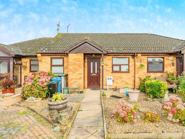Bungalow for sale in Corby, North Northamptonshire