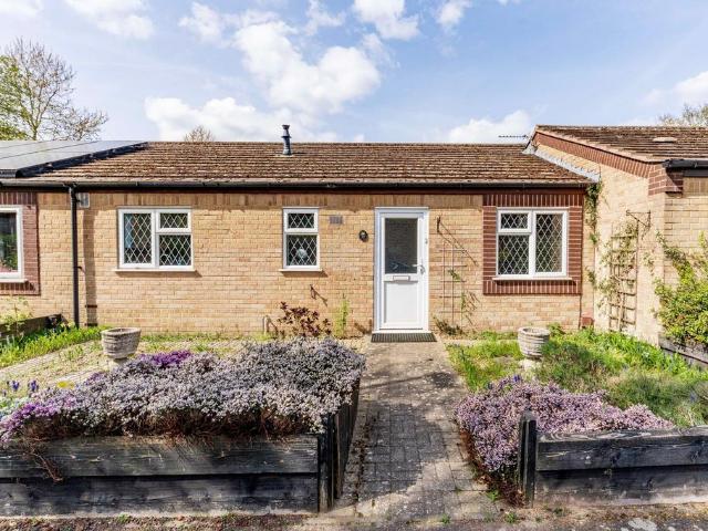 Bungalow for sale in Eaton Rise, East Bank