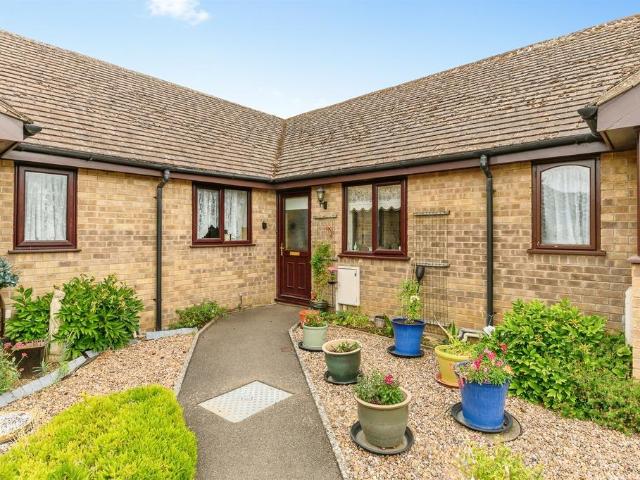 Bungalow for sale in Ketton, Geeston