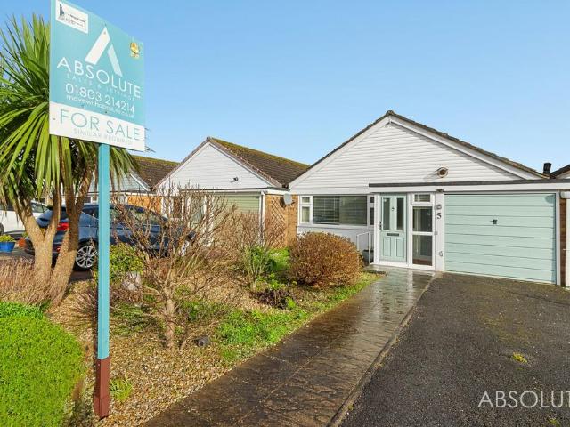 Bungalow for sale in Three Beaches, Livermead