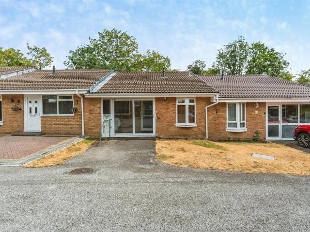 Bungalow for sale in Helford, Hampshire