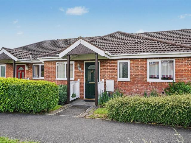 Bungalow for sale in Caldermill, East Midlands