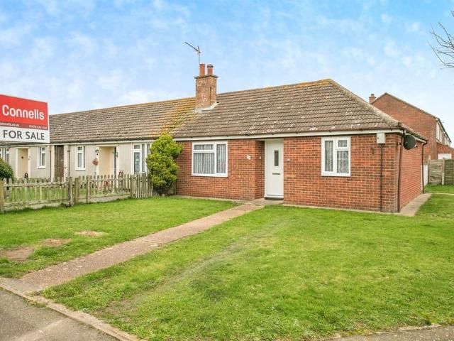 Bungalow for sale in Shotley, Chelmondiston