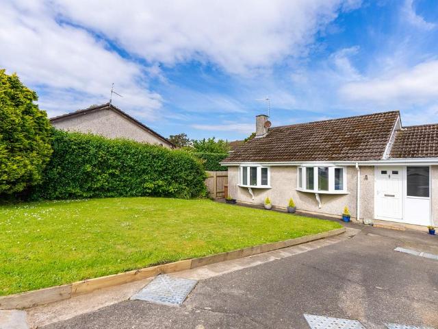 Bungalow for sale