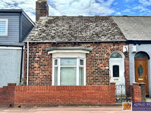 Bungalow for sale in Southwick, Tyne And Wear