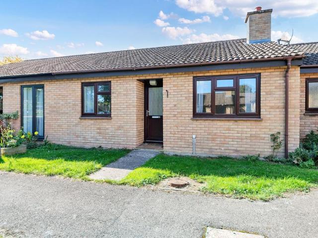 Bungalow for sale in Arrington, Cambridgeshire
