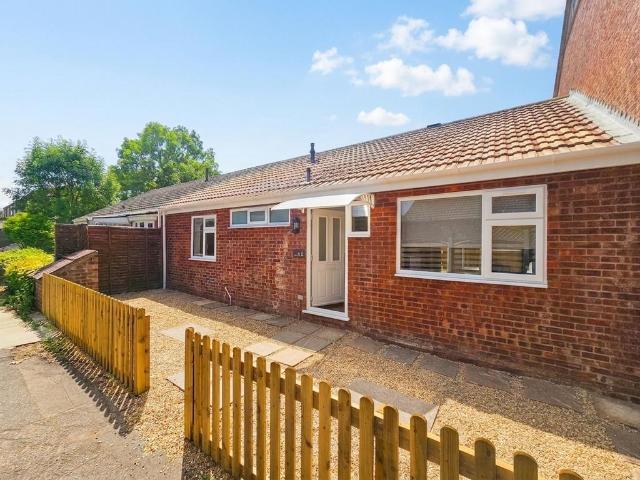 Bungalow for sale in Studlands Park, Chedburgh