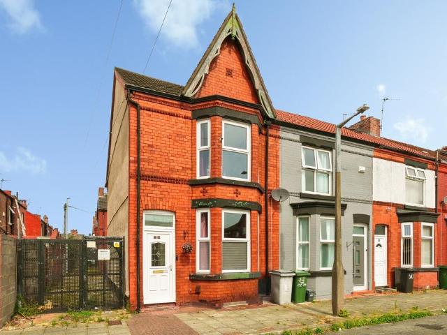 Bungalow for sale in Claughton, Birkenhead