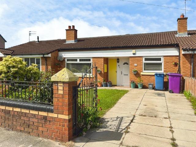 Bungalow for sale in Calderstones