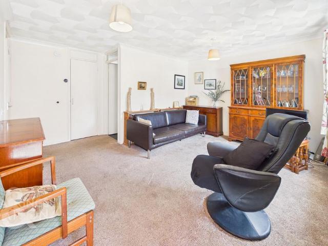 Bungalow for sale in Eaton Rise, East Bank